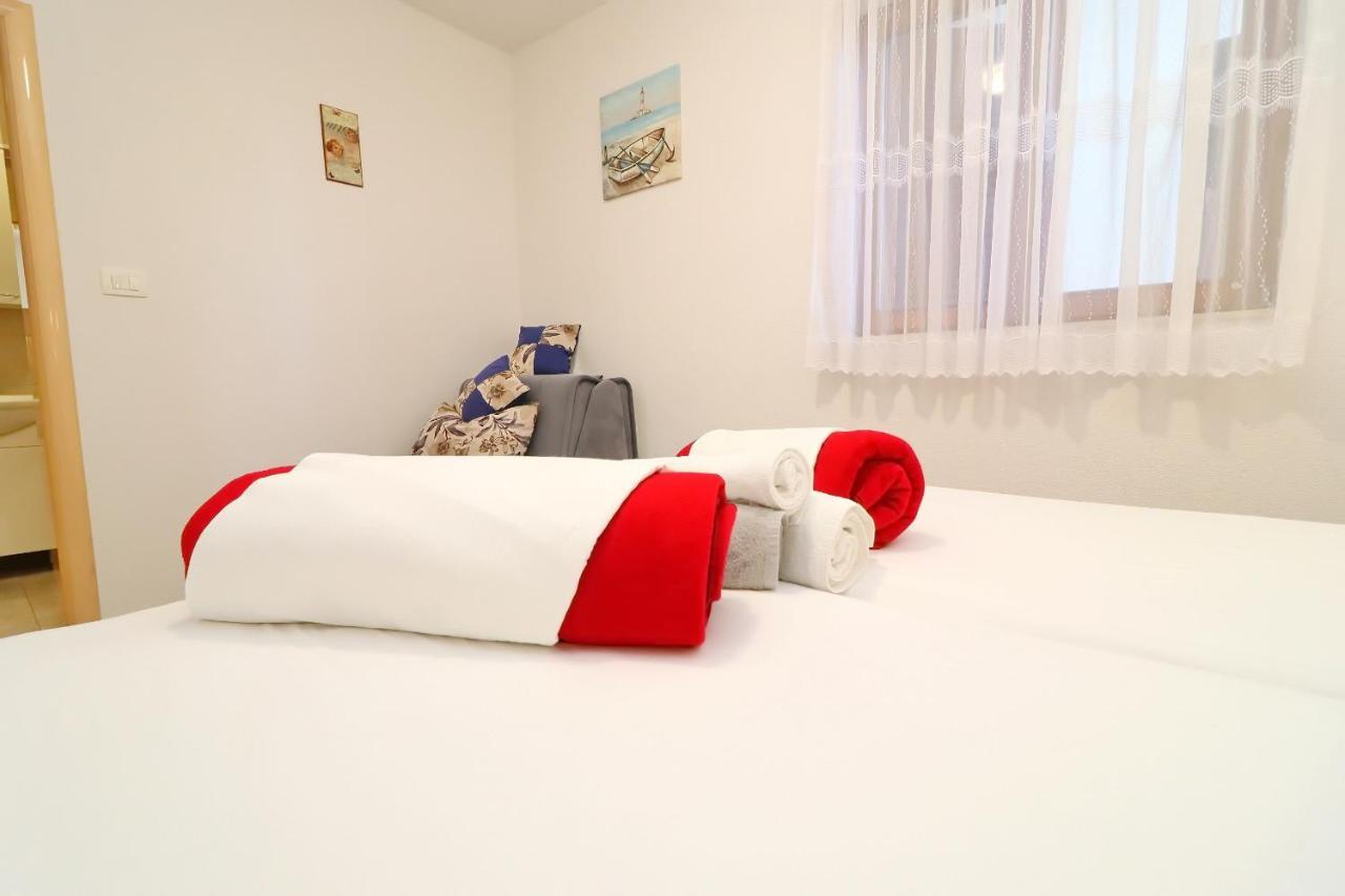 Seaside Apartments Hrkac أوروبيتش المظهر الخارجي الصورة